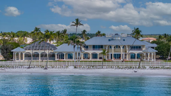 7 of the most expensive homes for sale in the world
