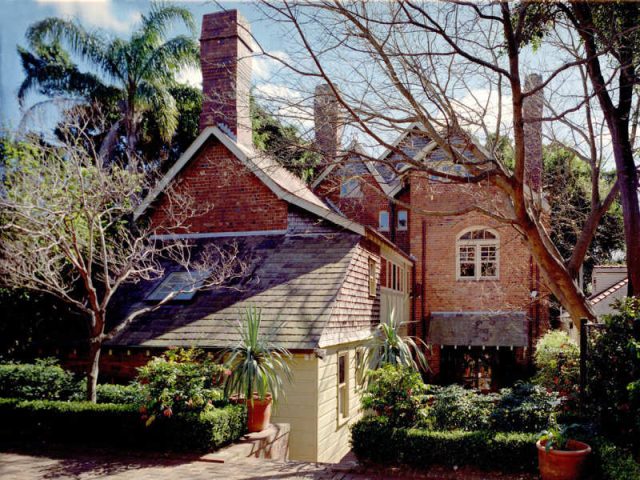 Albo beach house, How does Albanese&rsquo;s new $4.3m home compare to our former Australian PM&rsquo;s property portfolios?, Quantiphy